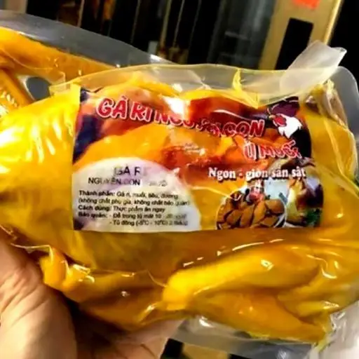 Hình ảnh Gà ủ muối ăn mát