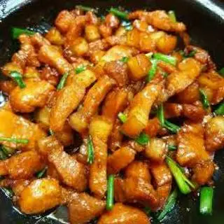 Hình ảnh Cơm Ba Rọi Kho Tiêu
