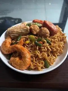 Hình ảnh Mì trộn thập cẩm - 1 mì