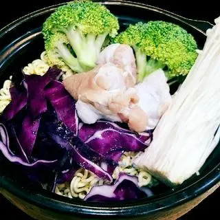 Hình ảnh Mì Cay Kim Chi Gà 