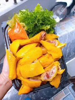 Hình ảnh 1/2 Con Gà ủ muối 