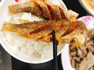 Hình ảnh cơm cá chiên