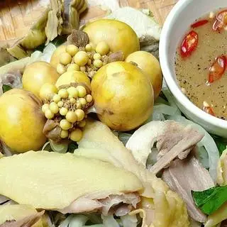 Hình ảnh gà chặt 1/4 cánh 
