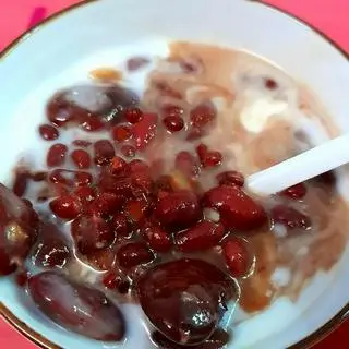 Hình ảnh Chè Đỗ Đỏ Trân Châu Cốt Dừa