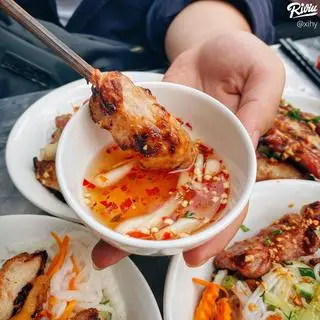 Hình ảnh Bánh hỏi nem nướng