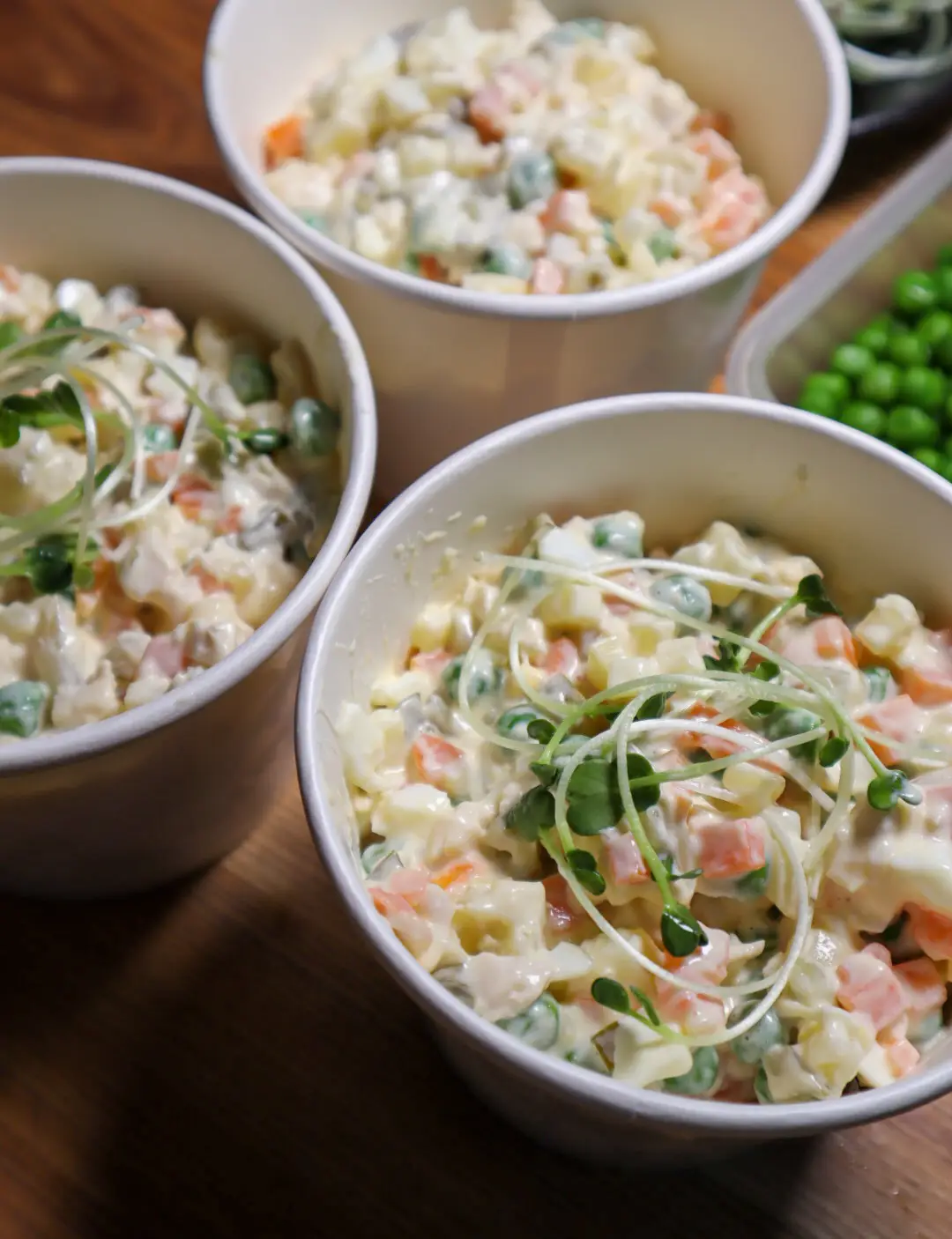 Hình ảnh Olivie Salad 