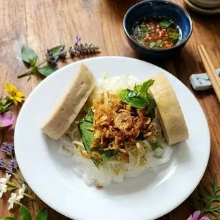 Hình ảnh Bánh ướt chả lụa