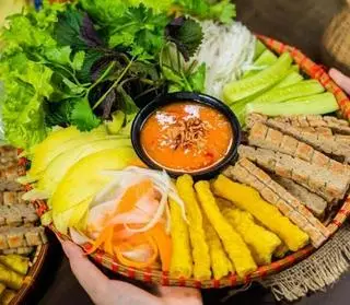 Hình ảnh Nem Nướng Nha Trang