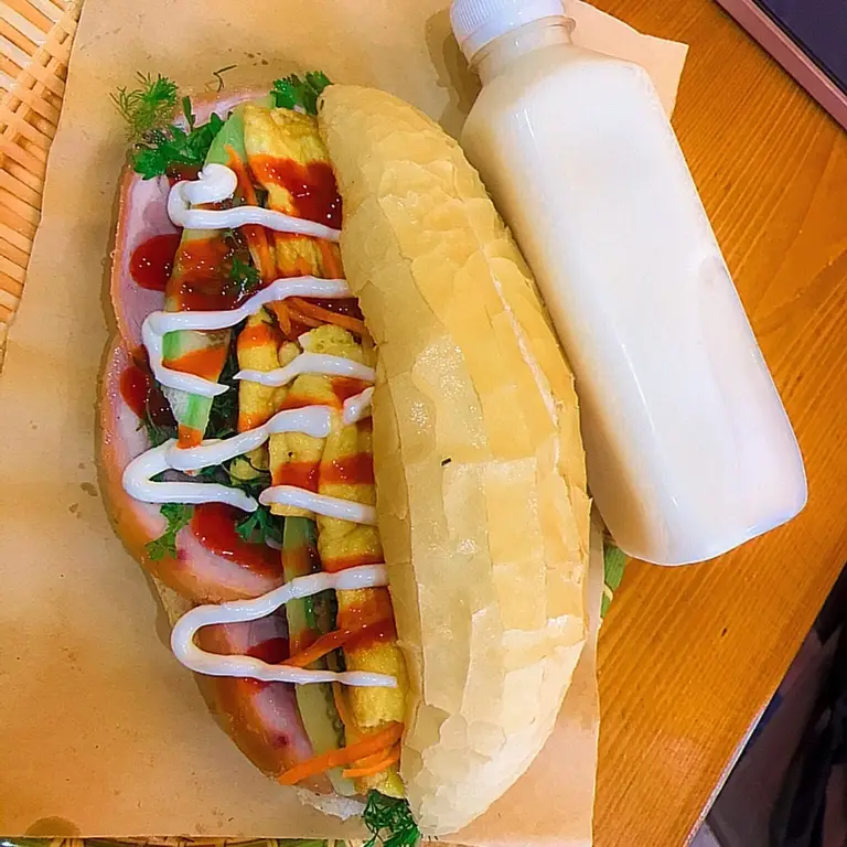 Hình ảnh Bánh Mì Thập Cẩm