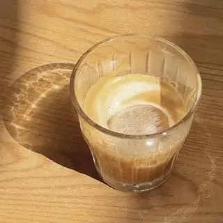 Hình ảnh Nâu