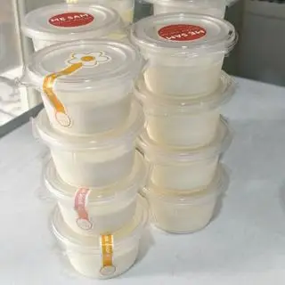 Hình ảnh (10 Hũ) Sữa Chua Phô Mai