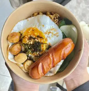 Hình ảnh Mì trộn thập cẩm