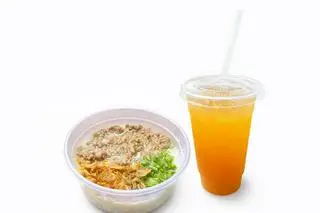 Hình ảnh Cháo thịt bằm +nước cam