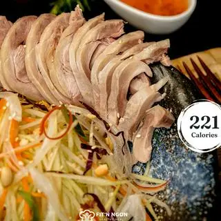 Hình ảnh Gỏi gà lá răm - bánh đa gạo lứt