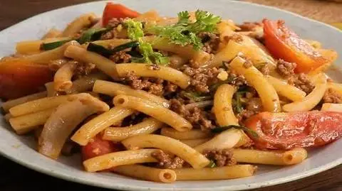 Hình ảnh Nui sốt bò