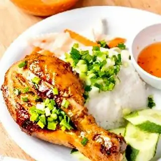 Hình ảnh Cơm tấm gà nướng