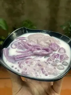 Hình ảnh Chè sốt khoai môn tươi (món mới)