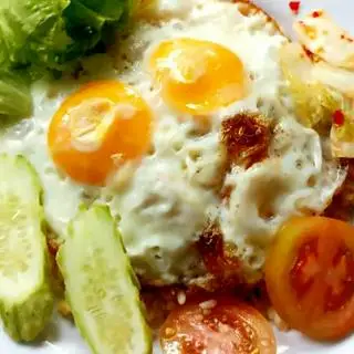 Hình ảnh Cơm trứng ốp la