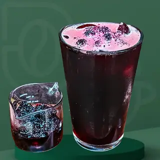 Hình ảnh Coldbrew Dâu Tằm 