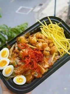 Hình ảnh Bánh tráng trộn full topping lớn