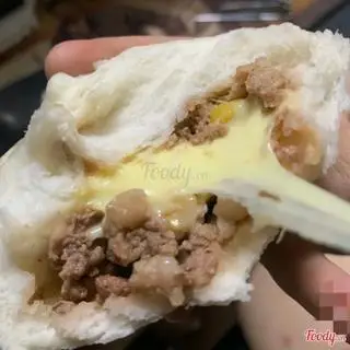 Hình ảnh Bánh bao bò bắp phô mai (bánh nóng)