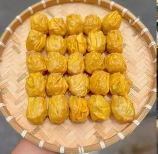 Hình ảnh Tặng 1 ly coca hoặc 1 ly 7 up -Xíu Mai Thịt chiên 6 viên kèm chấm xí muội 