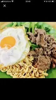 Hình ảnh mì xào bò+trứng