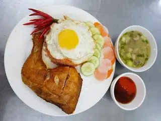 Hình ảnh cơm đùi góc tư+ trứng