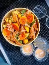 Hình ảnh chân gà,trứng non lòng đào sốt thái:M