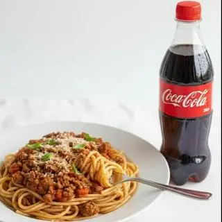 Hình ảnh Combo mì Ý sốt cà chua thịt bằm + Coca