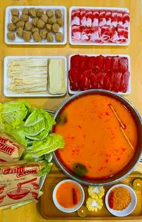 Hình ảnh Lẩu Thái Bò + Viên Bò (1-2 người)