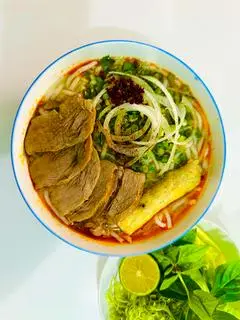 Hình ảnh Bún bò - Nạm chả
