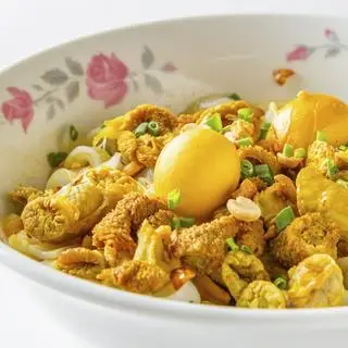 Hình ảnh Mì Quảng Gà Trứng Non