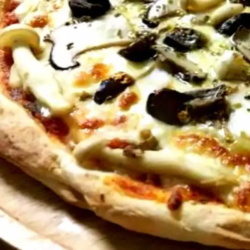 Hình ảnh Pizza gà ngô nấm - cỡ vừa