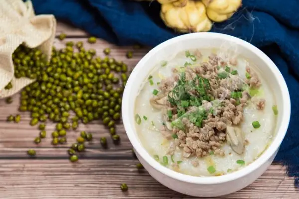 Hình ảnh cháo thịt băm đậu xanh