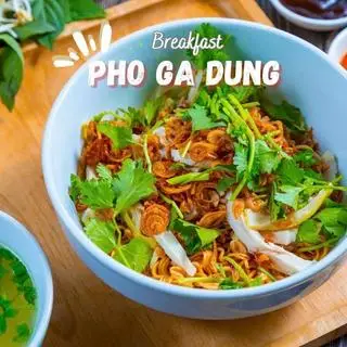 Hình ảnh Phở gà Đùi ( trộn)