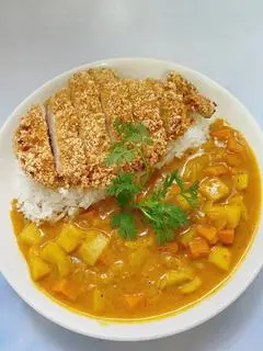Hình ảnh Cơm Cari Heo chiên xù