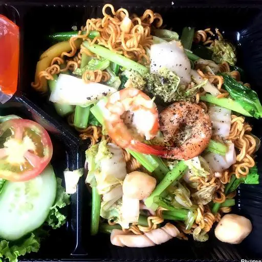 Hình ảnh Mì xào hải sản