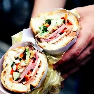 Hình ảnh Bánh Mì Sài Gòn Đặc Biệt