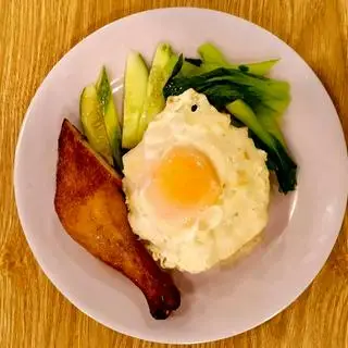 Hình ảnh Cơm Gà Quay Đùi Tỏi/má đùi