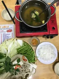 Hình ảnh Lẩu nấm 2 người chay