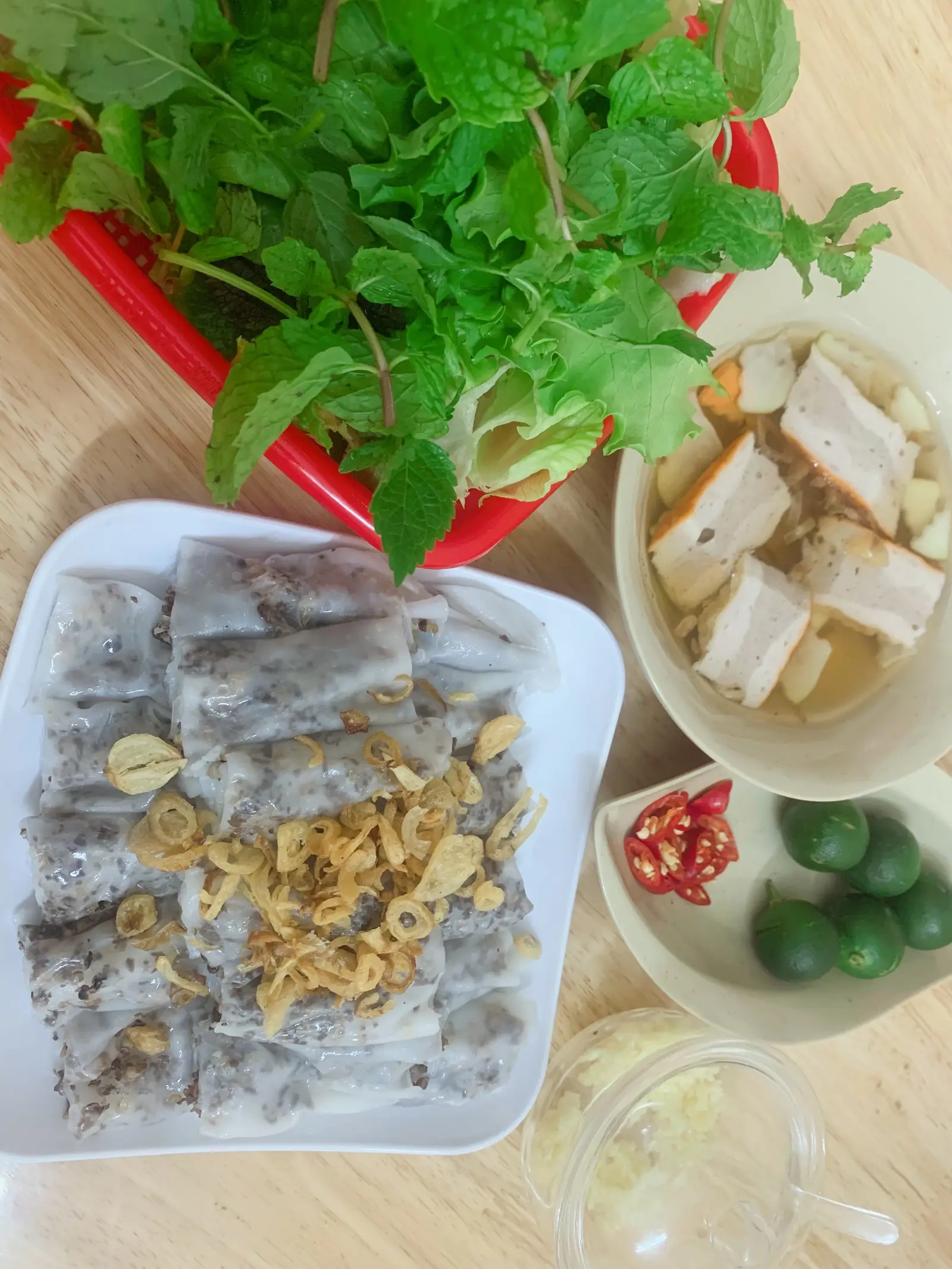 Hình ảnh Bánh cuốn chả quế
