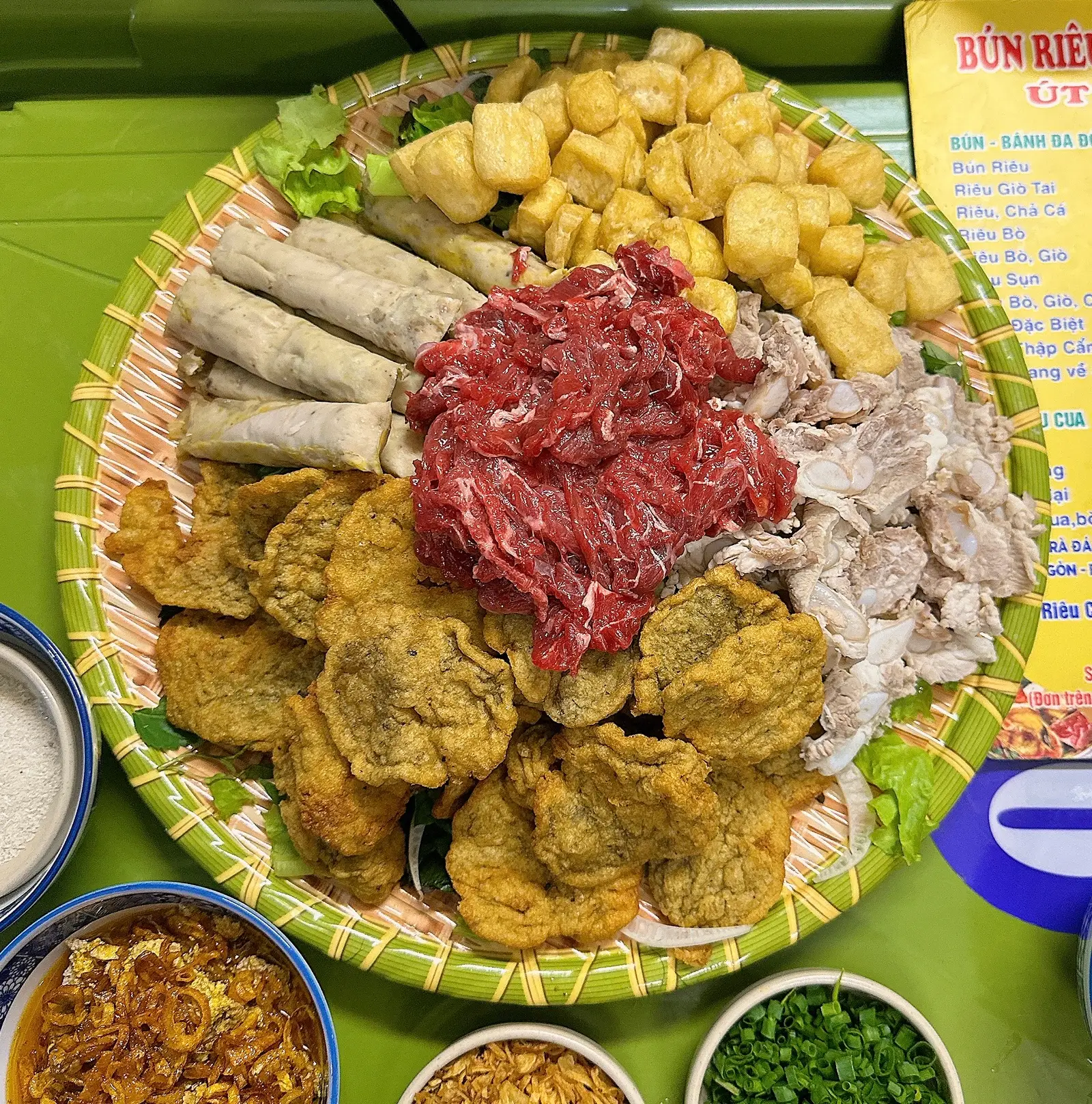 Hình ảnh Lẩu Riêu Sụn (nồi bé)