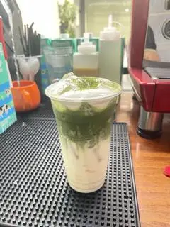 Hình ảnh Matcha latte kem muối