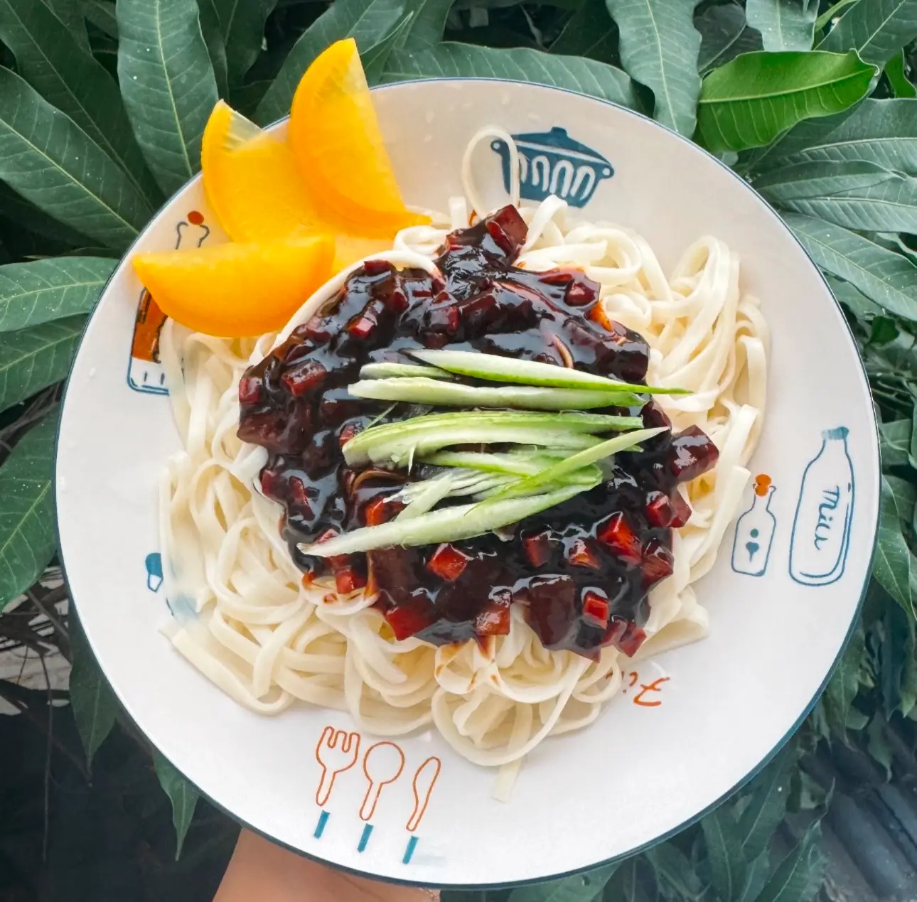 Hình ảnh Mì tương đen
