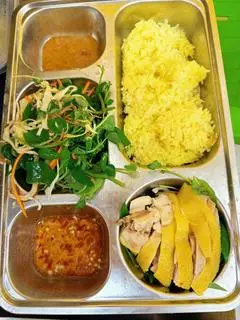 Hình ảnh cơm gỏi 1 người 