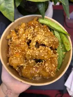 Hình ảnh Chân gà chiên giòn LẮC MẮM TỎI