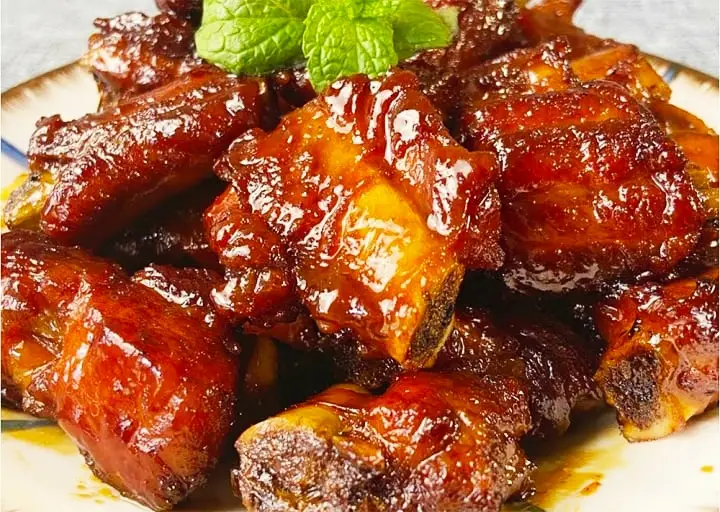 Hình ảnh Cơm Sườn Mặn Ngọt  (tặng kèm tráng miệng)