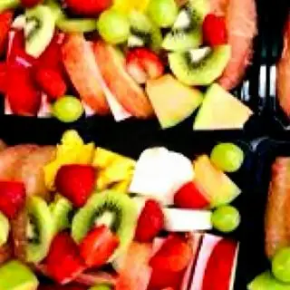 Hình ảnh Khay hoa quả mix theo mùa