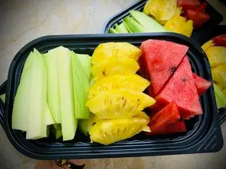 Hình ảnh Set thơm - ổi - dưa hấu (hộp 600gr-650gr)